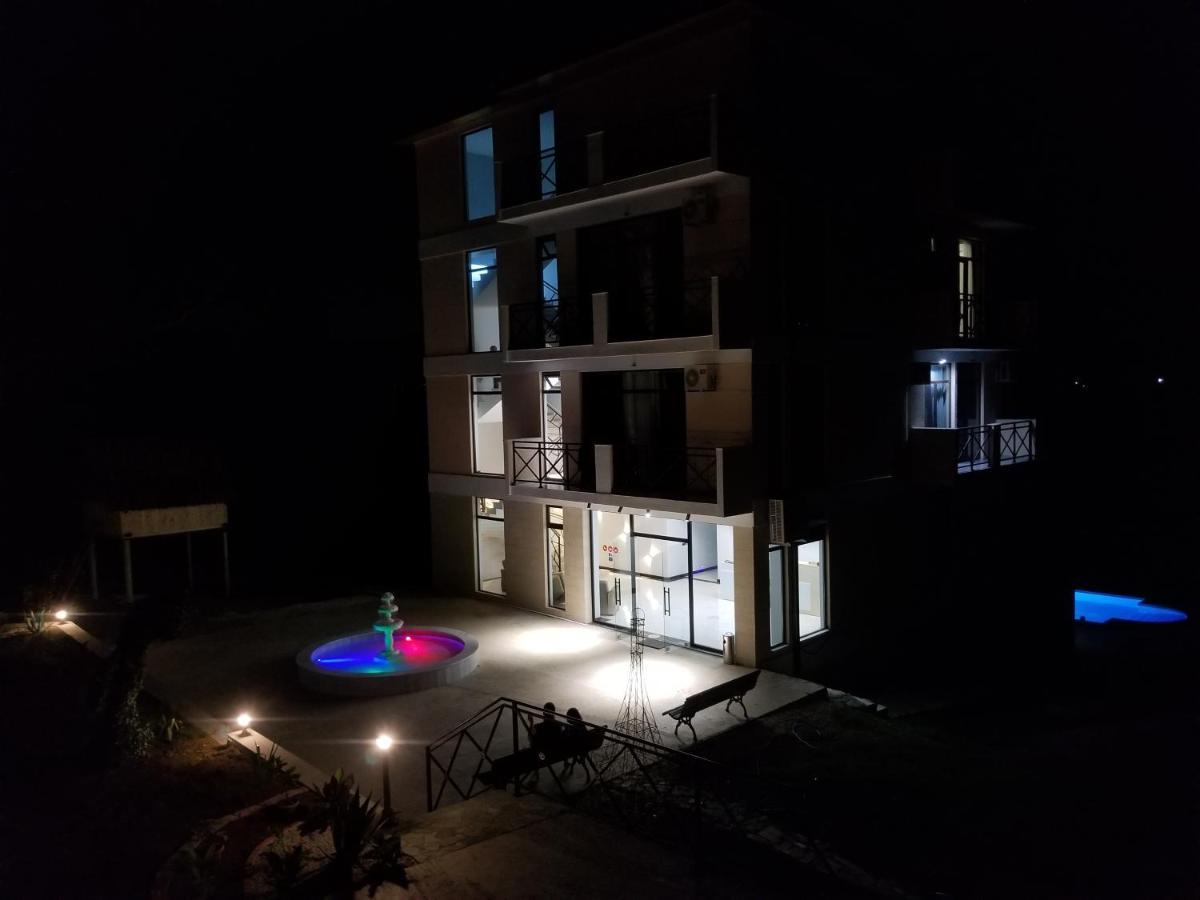 Vita Gardenia Hotel Tsqaltubo Exterior photo