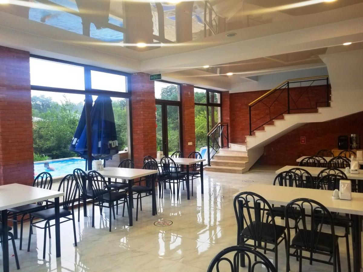 Vita Gardenia Hotel Tsqaltubo Exterior photo