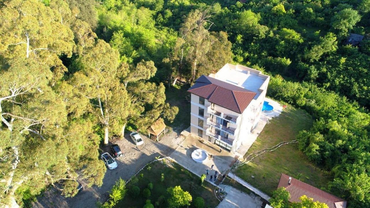 Vita Gardenia Hotel Tsqaltubo Exterior photo